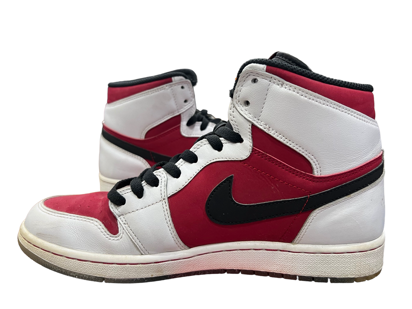 Air Jordan 1 "Carmine" Size 10